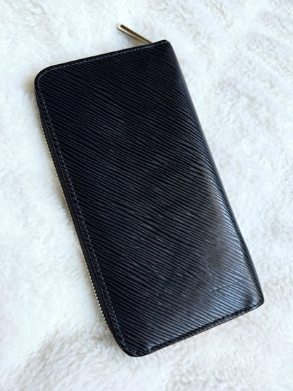 Louis Vuitton Zippy Long Wallet